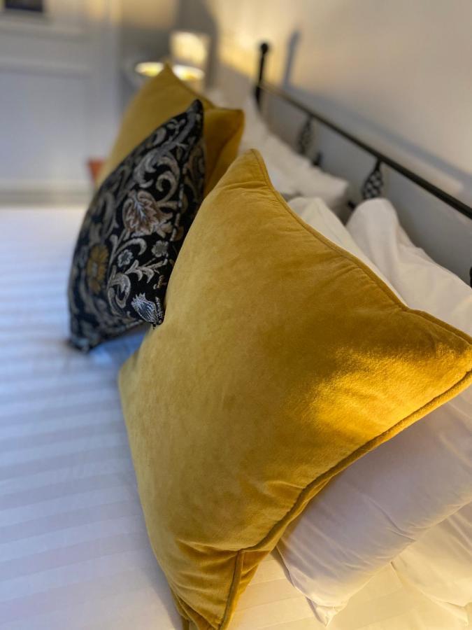 White Hart Hotel ดอร์เชสเตอร์ ออน เธมส์ ภายนอก รูปภาพ